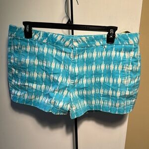 Patterned shorts
